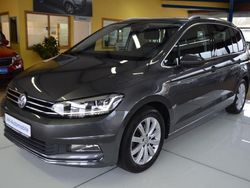 Indiumgrau Gebraucht 2018 VW Touran Highline Van / Kleinbus | 20.480 € (Fairer Preis)