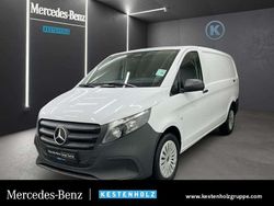 Weiß Gebraucht 2024 Mercedes Vito Van / Kleinbus | 36.878 € (Teuer)