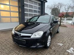 Schwarz Gebraucht 2009 Opel Tigra Edition Cabrio | 2.990 € (Fairer Preis)