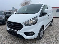 Weiß Gebraucht 2024 Ford Transit Custom Trend Van / Kleinbus | 28.980 € (Guter Preis)