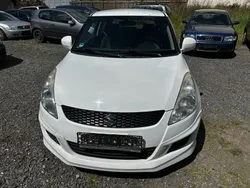 Weiß Gebraucht 2012 Suzuki Swift | 1.500 € (Fairer Preis)