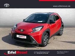 Rot Neu 2025 Toyota Aygo Kleinwagen | 19.960 €