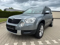 Grau Gebraucht 2011 Skoda Yeti Plus Edition SUV | 3.999 € (Superpreis)