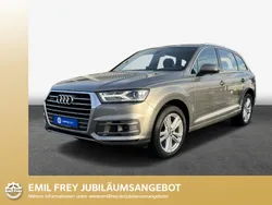 Graphitgrau metallic Gebraucht 2015 Audi Q7 Basis SUV | 33.960 €