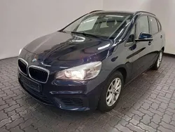 Imperialblau Gebraucht 2017 BMW 218 Van / Kleinbus | 14.979 € (Fairer Preis)