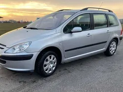 Silber Gebraucht 2004 Peugeot 307 Kombi | 2.300 € (Fairer Preis)