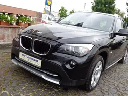 Saphirschwarzmet Gebraucht 2011 BMW X1 Performance SUV | 8.750 € (Fairer Preis)