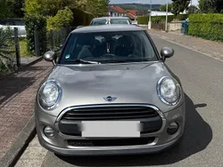 Grau Gebraucht 2017 Mini One D Kleinwagen | 10.000 € (Fairer Preis)