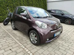 Violet Gebraucht 2014 Toyota iQ Kleinwagen | 5.500 € (Fairer Preis)