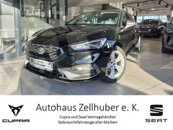 Schwarz Gebraucht 2024 Seat Leon FR Limousine | 27.425 € (Fairer Preis)