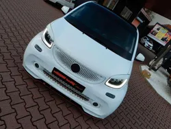 Tridionsicherheitszelle weiss Gebraucht 2019 Smart ForTwo Coupé Brabus Coupé | 29.992 €