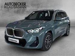 Gruen Gebraucht 2024 BMW iX1 M Sport SUV | 48.589 € (Fairer Preis)