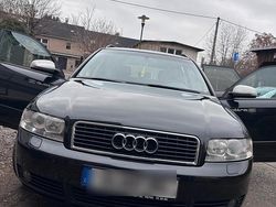 Schwarz Gebraucht 2003 Audi A4 Kombi | 2.200 € (Fairer Preis)