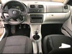 Weiß Gebraucht 2013 Skoda Roomster Kombi | 4.300 € (Fairer Preis)