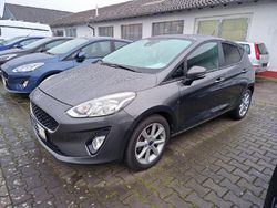 Grau Gebraucht 2019 Ford Fiesta Cool & Connect Kleinwagen | 12.395 € (Etwas zu teuer)