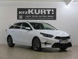 Carraraweiss Neu 2025 Kia Ceed Sportswagon 4 Kombi | 25.990 € (Fairer Preis)