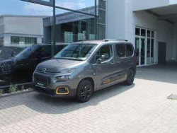 Grau Gebraucht 2021 Citroën Berlingo Rip Curl Van / Kleinbus | 21.790 € (Fairer Preis)