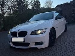 Weiß Gebraucht 2009 BMW 325 Performance Coupé | 9.000 € (Guter Preis)