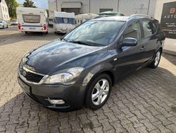 Grau Gebraucht 2012 Kia ProCeed 2 Kleinwagen | 4.800 € (Fairer Preis)