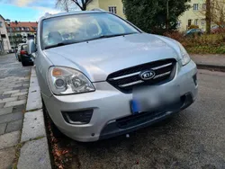 Silber Gebraucht 2007 Kia Carens Van / Kleinbus | 5.850 €