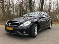Schwarz Gebraucht 2008 Mercedes R320 Van / Kleinbus | 3.350 € (Superpreis)