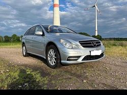 Silber Gebraucht 2010 Mercedes R300 Edition Van / Kleinbus | 9.500 €