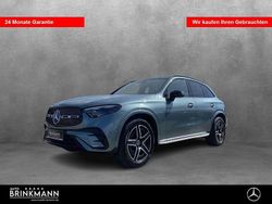 Lack verdesilber Gebraucht 2025 Mercedes GLC220 AMG line SUV | 56.380 €