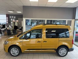 Sandstorm yellow metallic Gebraucht 2017 VW Caddy Edition Van / Kleinbus | 17.990 € (Fairer Preis)