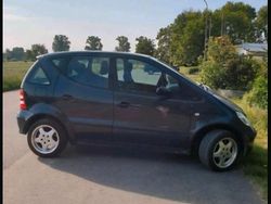 Grau Gebraucht 2002 Mercedes A140 Limousine | 500 €