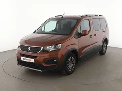 Braun Gebraucht 2021 Peugeot Rifter Allure Van / Kleinbus | 20.950 € (Fairer Preis)