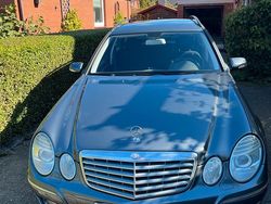 Silber Gebraucht 2007 Mercedes E280 Elegance Kombi | 4.000 € (Etwas zu teuer)