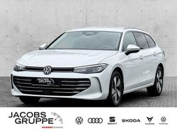 Weiß Gebraucht 2025 VW Passat Business Kombi | 36.430 € (Superpreis)