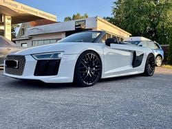 Weiß Gebraucht 2018 Audi R8 Spyder Design Cabrio | 115.000 € (Teuer)
