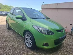Grün Gebraucht 2008 Mazda 2 Inclusive Limousine | 2.499 € (Guter Preis)