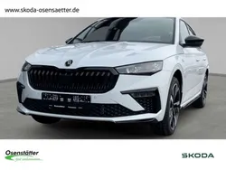 Moonweiss metallic Neu 2025 Skoda Scala Monte Carlo Kleinwagen | 38.290 €