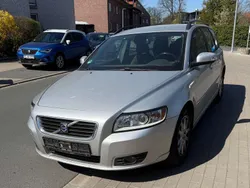 Grau Gebraucht 2009 Volvo V50 Kombi | 1.250 € (Superpreis)