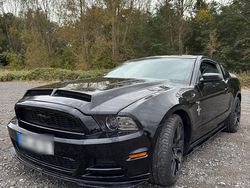 Schwarz Gebraucht 2012 Ford Mustang Premium Coupé | 15.500 € (Fairer Preis)