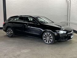 Nachtschwarz unilack Gebraucht 2022 Mercedes CLA200 Progressive Kombi | 21.500 € (Guter Preis)
