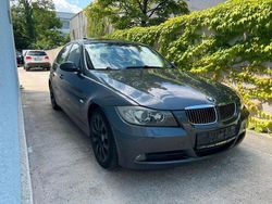 Grau Gebraucht 2006 BMW 325 Sport Line Limousine | 2.999 € (Superpreis)