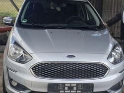Silber Gebraucht 2018 Ford Ka Limousine | 2.900 €