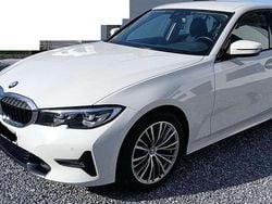 Weiß Gebraucht 2020 BMW 318 Sport Line Limousine | 23.500 € (Guter Preis)
