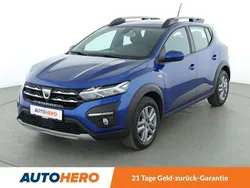 Blau Gebraucht 2022 Dacia Sandero Stepway Kleinwagen | 15.490 € (Guter Preis)