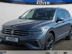 Grau Gebraucht 2024 VW Tiguan Allspace Move SUV | 34.850 € (Guter Preis)