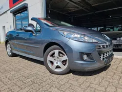 Grau Gebraucht 2011 Peugeot 207 CC Premium Cabrio | 4.748 € (Fairer Preis)