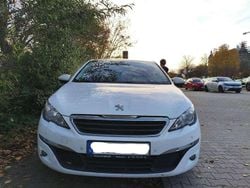 Weiß Gebraucht 2014 Peugeot 308 Kombi | 4.400 € (Guter Preis)