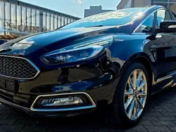 Iridiumschwarz metallic Gebraucht 2018 Ford S-MAX Vignale Van / Kleinbus | 22.599 € (Fairer Preis)
