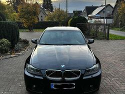 Schwarz Gebraucht 2011 BMW 325 M Sport Limousine | 13.150 € (Teuer)