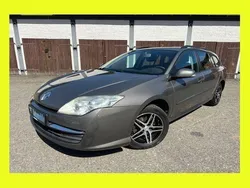 Grau Gebraucht 2010 Renault Laguna III Kombi | 6.999 € (Teuer)