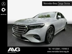 Silber Gebraucht 2023 Mercedes E220 Premium Plus Limousine | 64.800 €