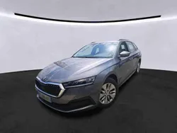 Moon weiss perl. Gebraucht 2022 Skoda Octavia Kombi | 16.480 € (Guter Preis)